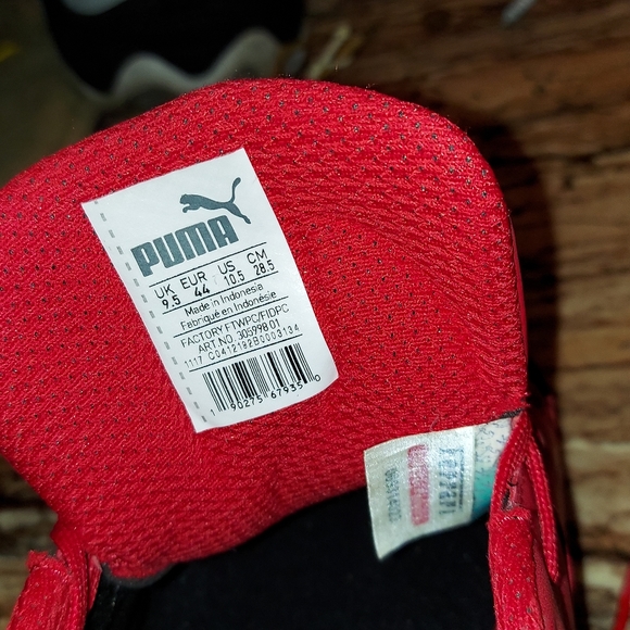 Red Puma Ferrari Forenza Flats - Picture 10 of 14